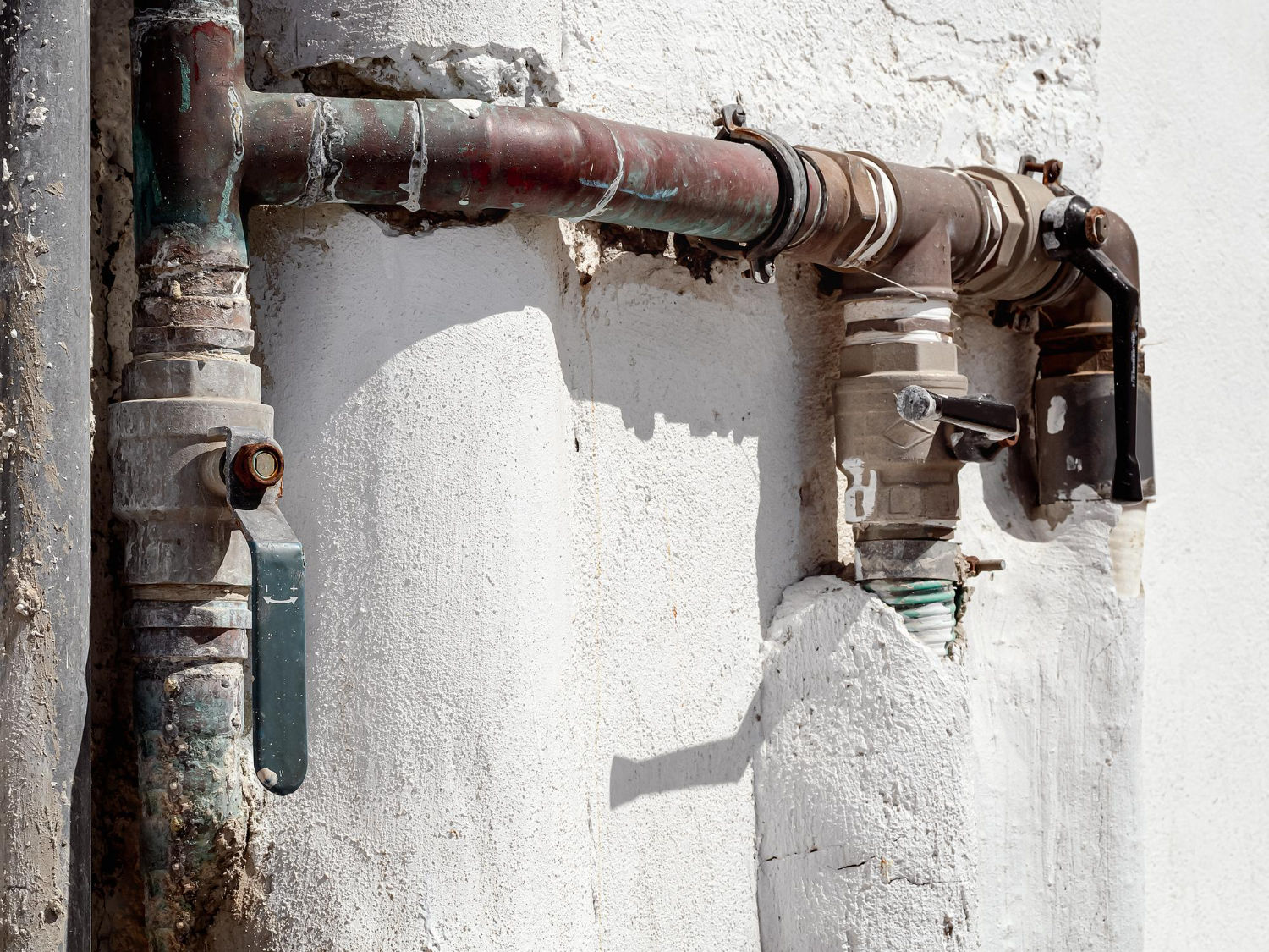 Pipe Corrosion Causes & Fixes | Splash Plumbing Experts